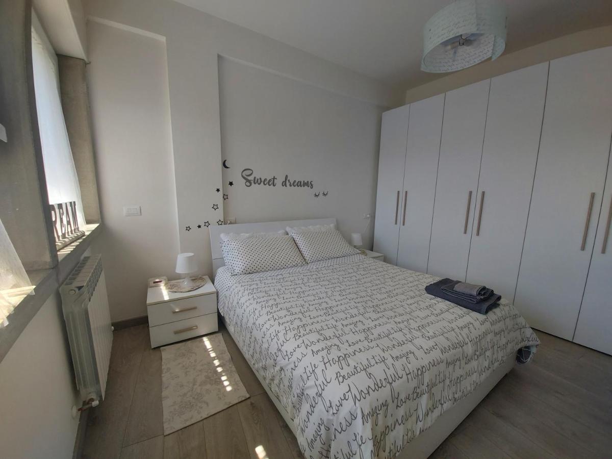 La Pineta - Delightful Small Apartment Near The City Center LʼAquila Eksteriør bilde